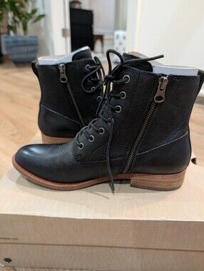 Kork-Ease Black Lace-Up Leather Ankle Boots with Brown Wood Heel